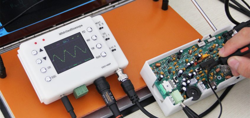 Advanced Versatile Handheld Oscilloscope